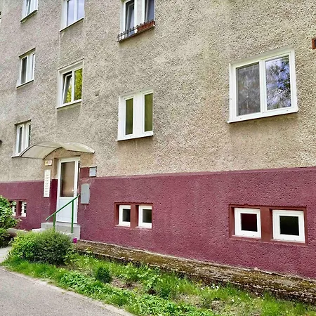 Apartman S Detskym Kutikom Blizko Bojnic *